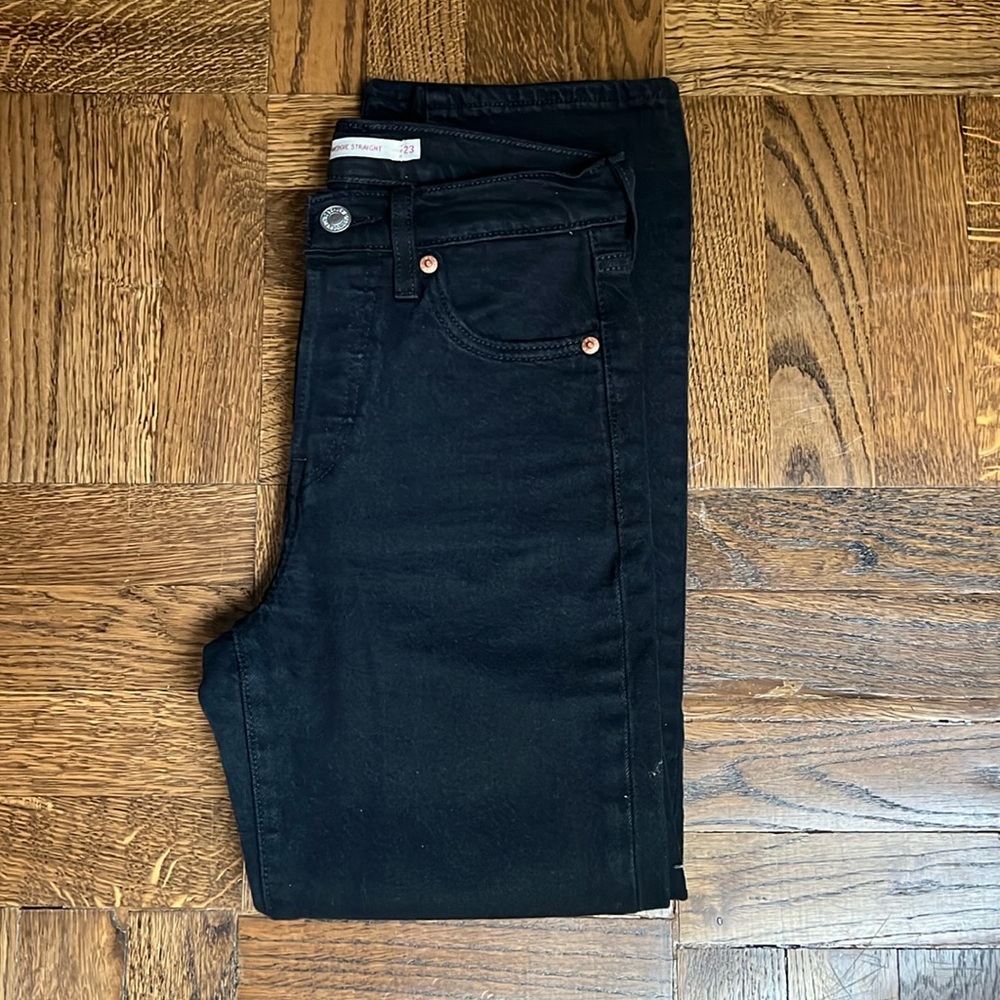 Levi’s Wedgie Straight Jeans